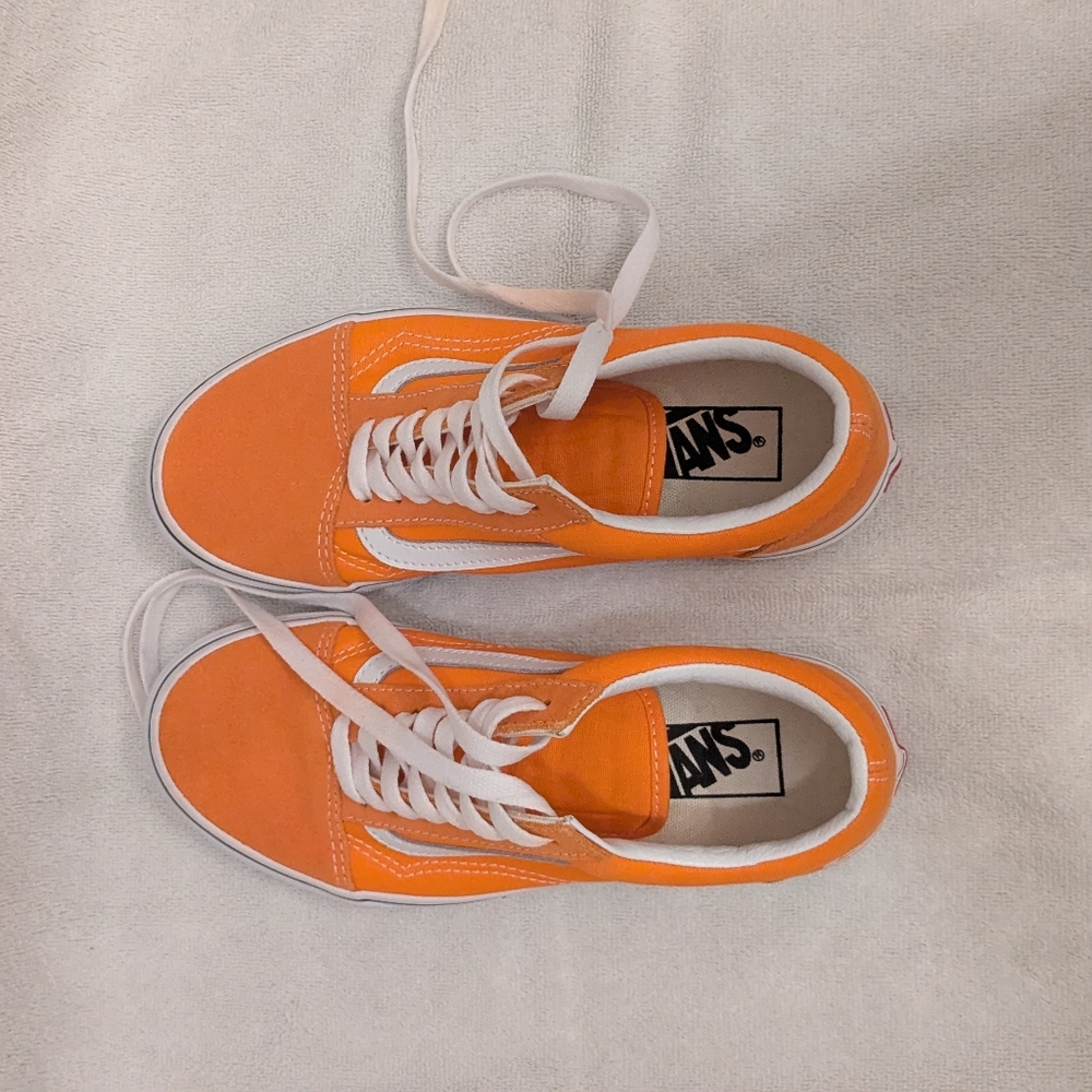 Vans Custom Orange Like New M5.5/W7 Paylocity Logo